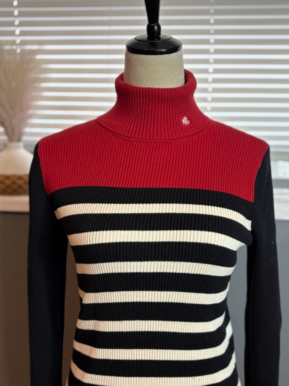 Classic Lauren Ralph Lauren ribbed turtleneck sweater Size M - Picture 3 of 7